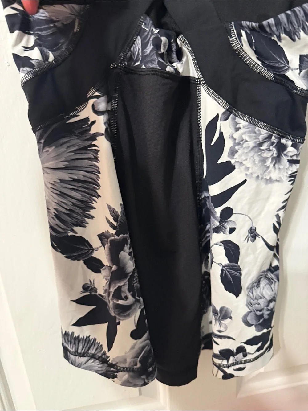 lululemon athletica Black & White Floral Tank Top
